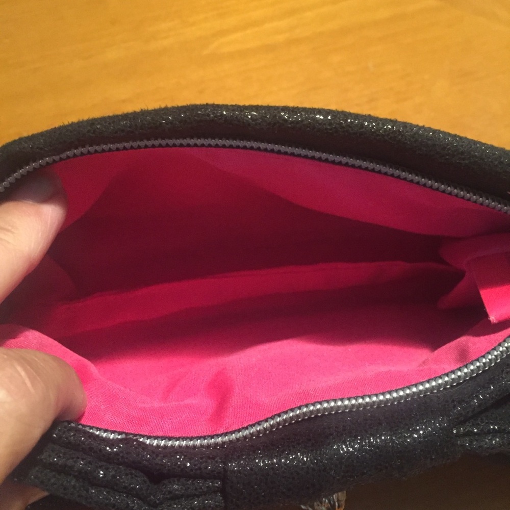 Victoria’s Secret Bag - Picture 5 of 6